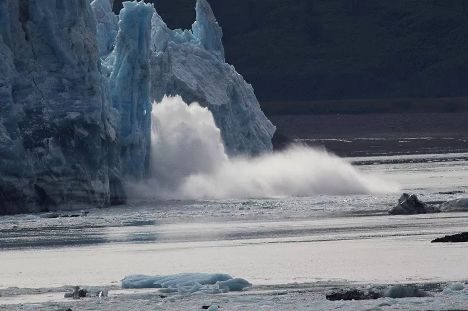 Glacier calving animation
