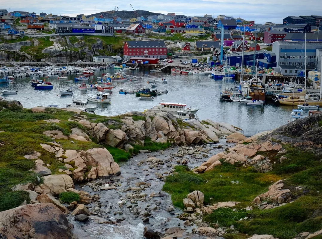 QGreenland aims to serve the needs of researchers, educators, and Greenland residents, like those in the coastal community of Ilulissat. 