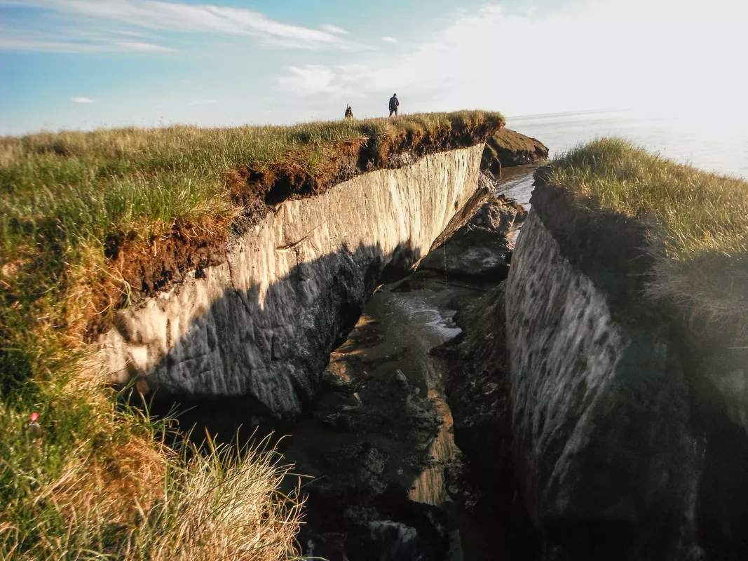 Coastal erosion in Alaska as permafrost thaws