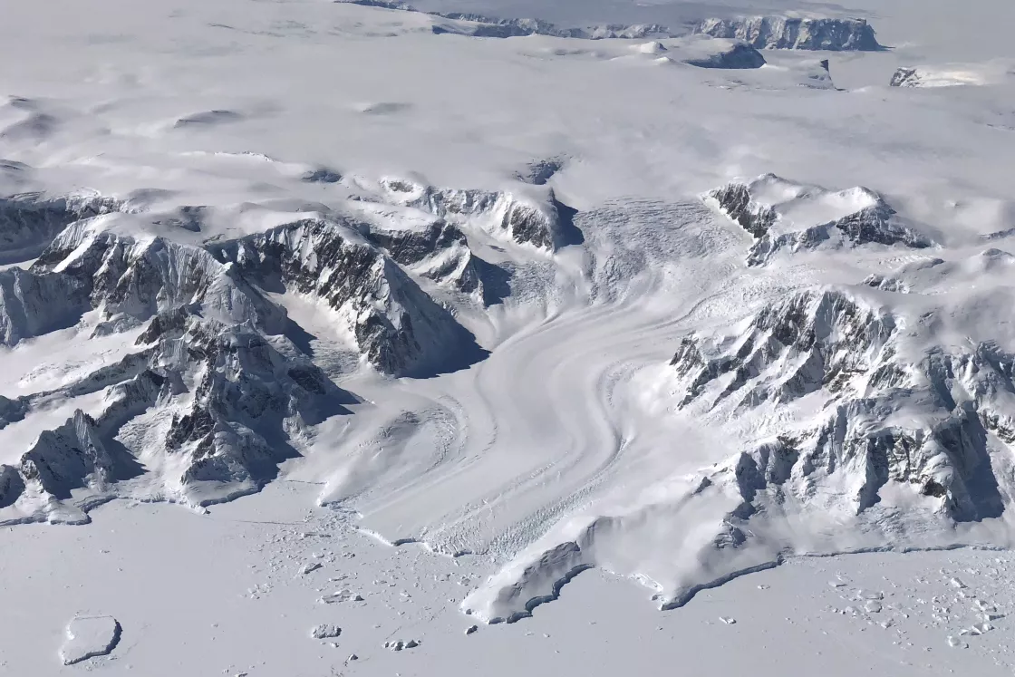 A portion of the West Antarctic Ice Sheet visible from an aircraft