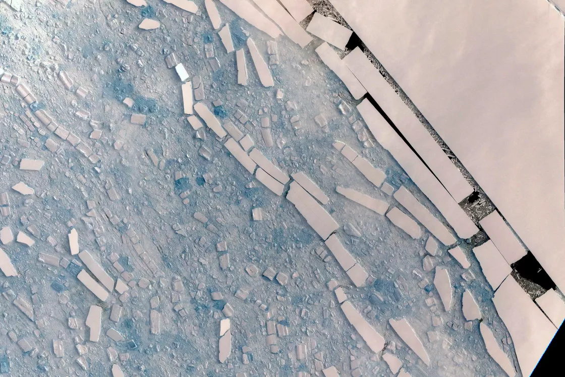 Satellite image of Wilkins Ice Shelf disintegration